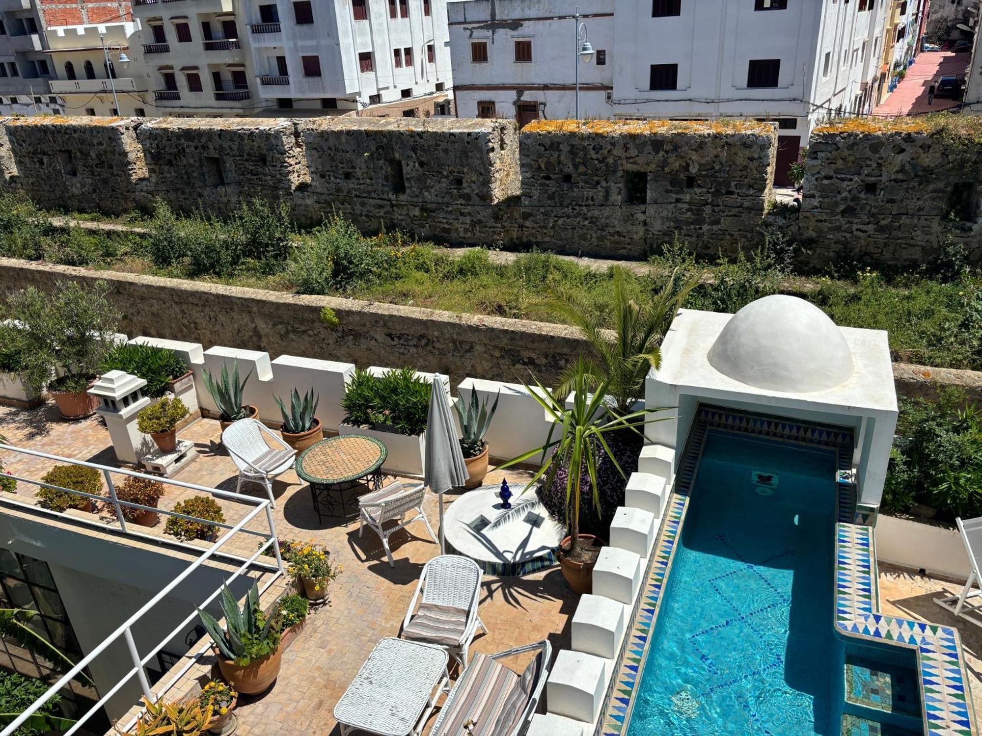 Riad Oasis D'Asilah Luaran gambar